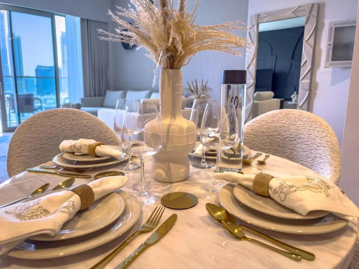 Grande Residences With Best Burj Khalifa View From 31St Floor For 8-Guests ドバイ アパート